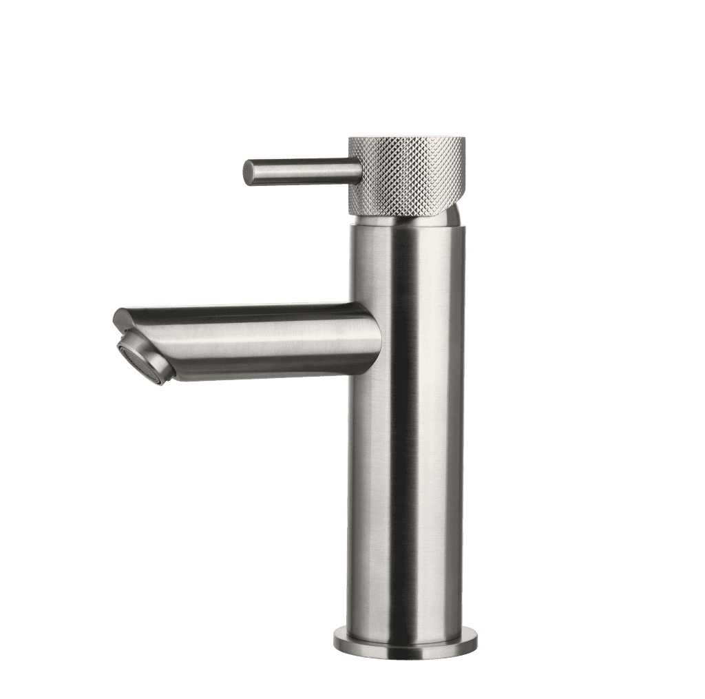 Keramische keukenmengkraan met modern design, roestvrij staal afwerking, waterbesparend en duurzaam, ideaal voor luxe badkamers en keukens, eenvoudig te installeren.